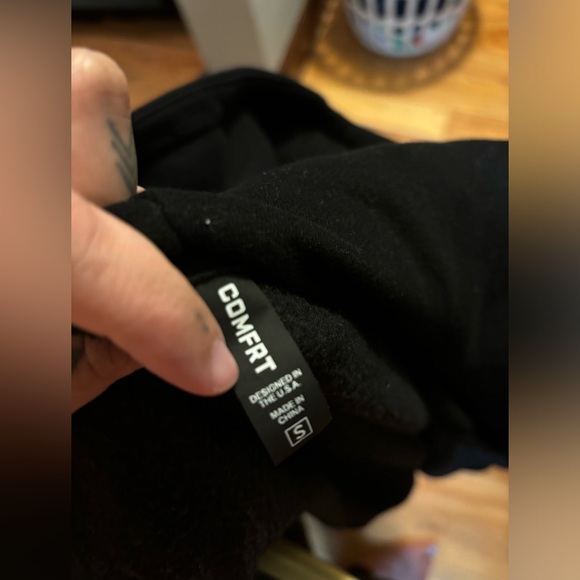 Comfrt Cloud Zip Hoodie. Size Small. - Picture 2 of 2
